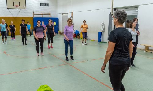 6 gymnastik frauen foto jochen hank